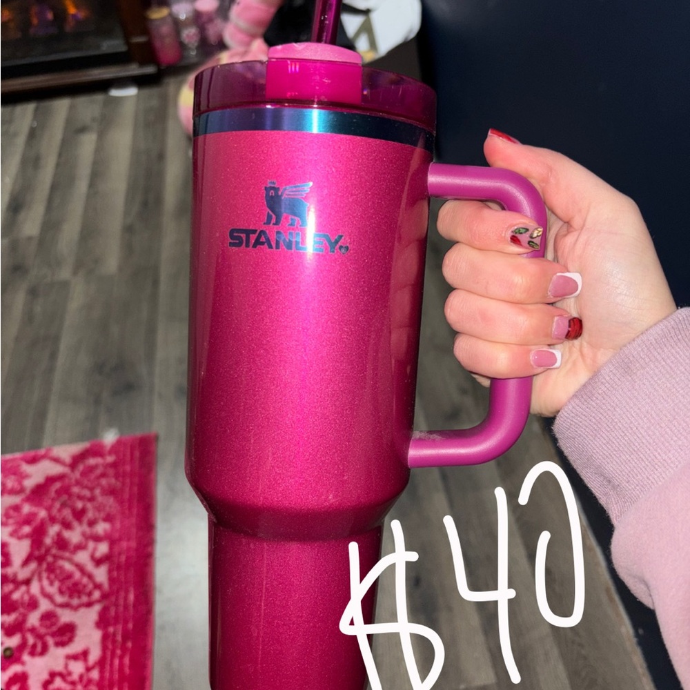 Stanley Fuchsia Travel Mug with Handle
